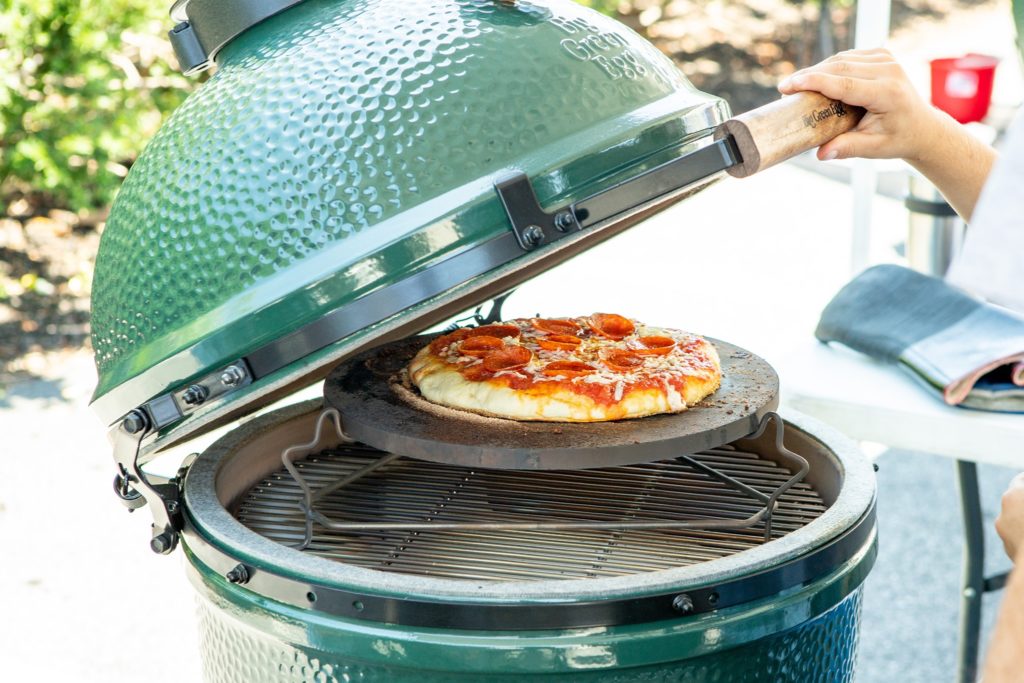 Pizza_Big_Green_Egg